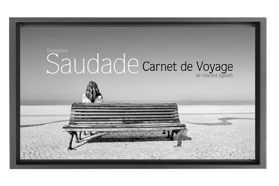 Affiche de l'exposition Saudade Carnet de Voyage de Vincent Aglietti.