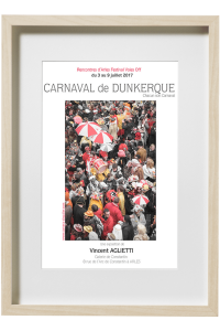Affiche de l'exposition du Carnaval de Dunkerque de Vincent Aglietti, pour les rencontres d'Arles festival voies off.
