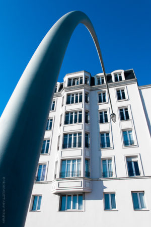 Un réverbère de Cherbourg sur le front de mer.