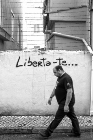 Liberta-te. Dans le Quartier Indépandante de Lisbonne.