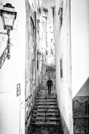 Dans la Ruelle. Dans le quartier de l'Alfama un décor d'un autre temps.